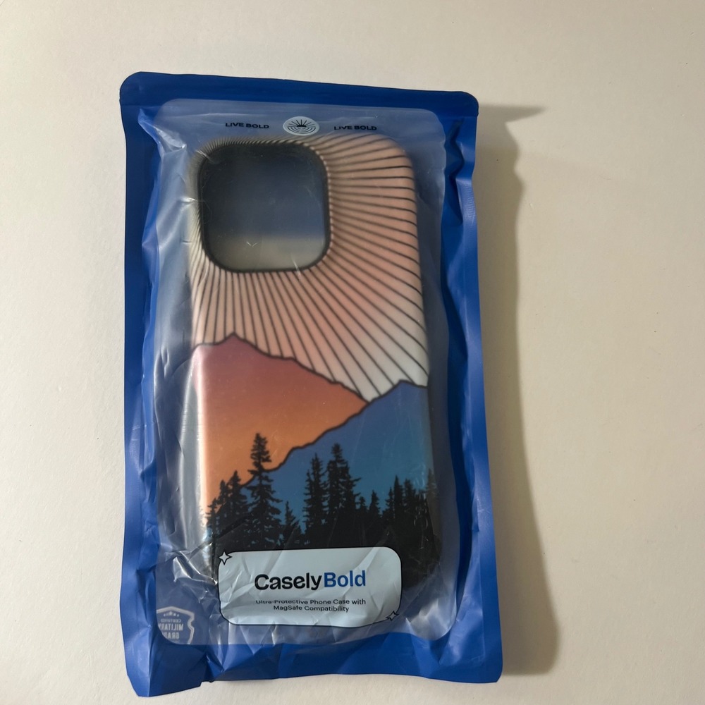 Casely Bold Golden Hour Sunset Mountain iPhone 14 Plus Case NIP Protective